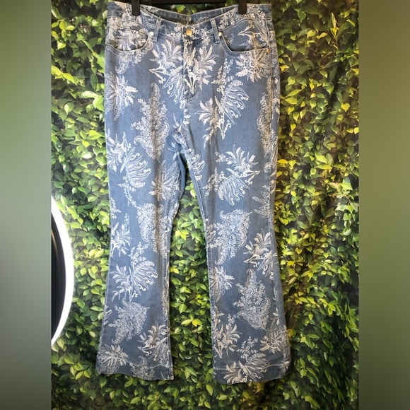 Floral Patterned Blue Jeans size 16 - Picture 16 of 16